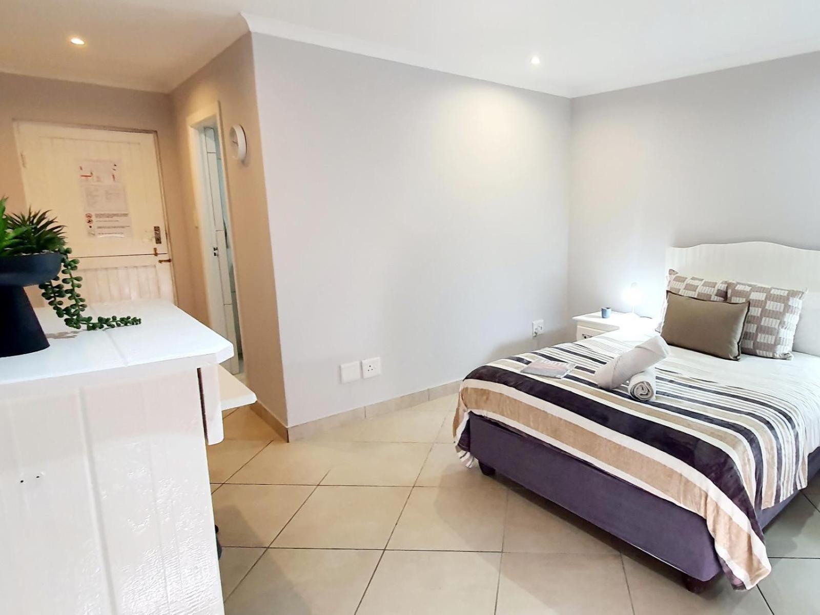 Point Village Hotel And Self Catering Mossel Bay Exterior foto